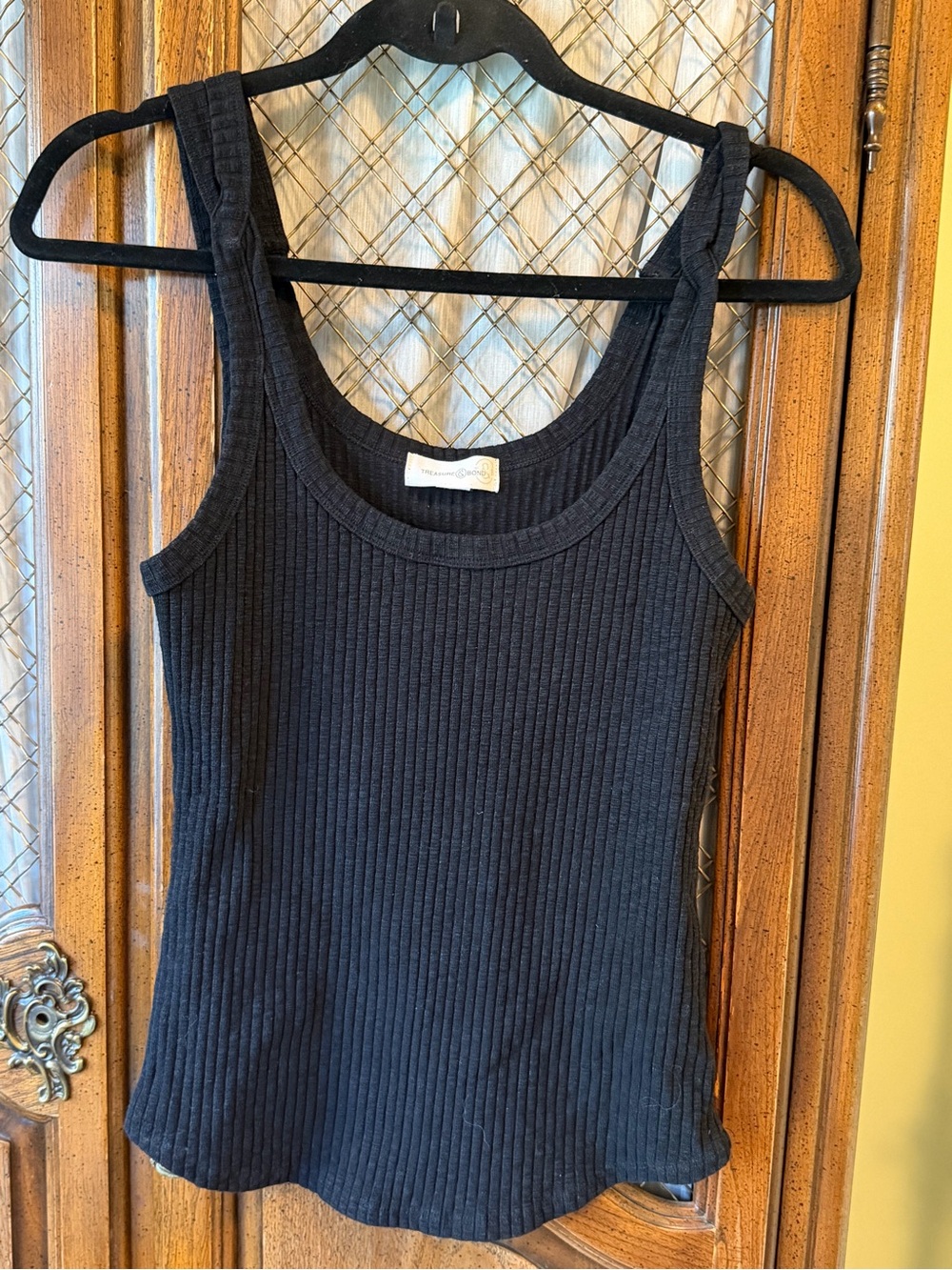 Treasure & Bond Black Ribbed Strappy Back Tank Top SIZE MEDIUM